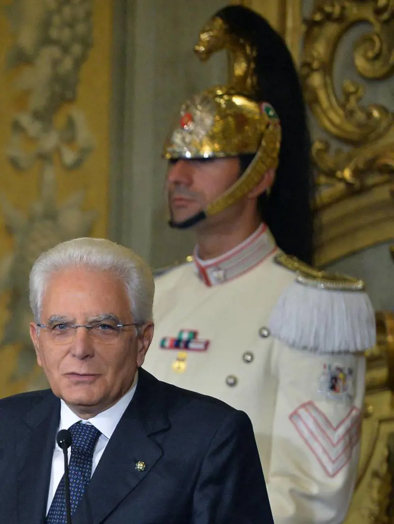 Così Mattarella ha salvato la poltrona di Visco