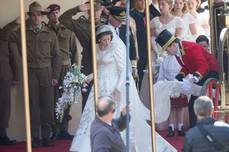 Dio salvi "The Crown". E la regina
