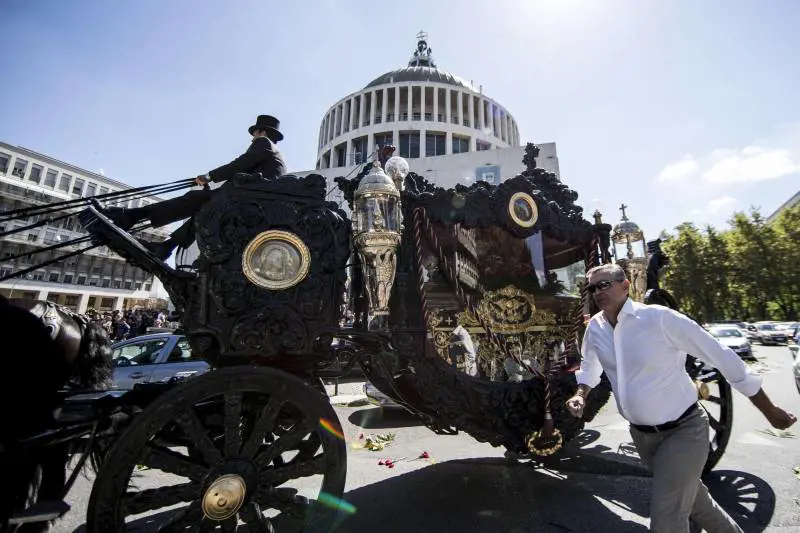 Funerali Casamonica, caos politico: giallo sull'elicottero