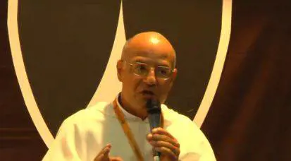 Meeting Cl, padre Carbone: "Le coppie omosessuali sono più esposte a malattie e a suicidi "