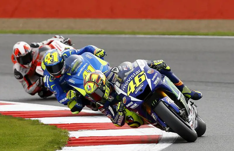 Marquez in pole, Rossi 4°. E Vale spera nella pioggia