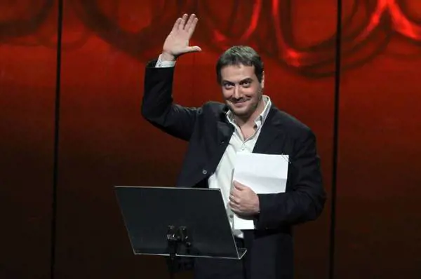 Guzzanti fa a fette moralisti e radical chic