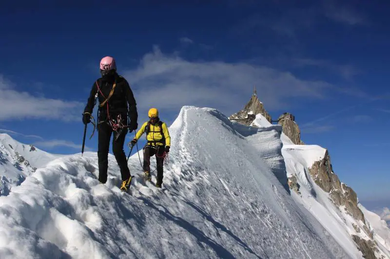 Monte Bianco: Italia e Francia litigano sul confine