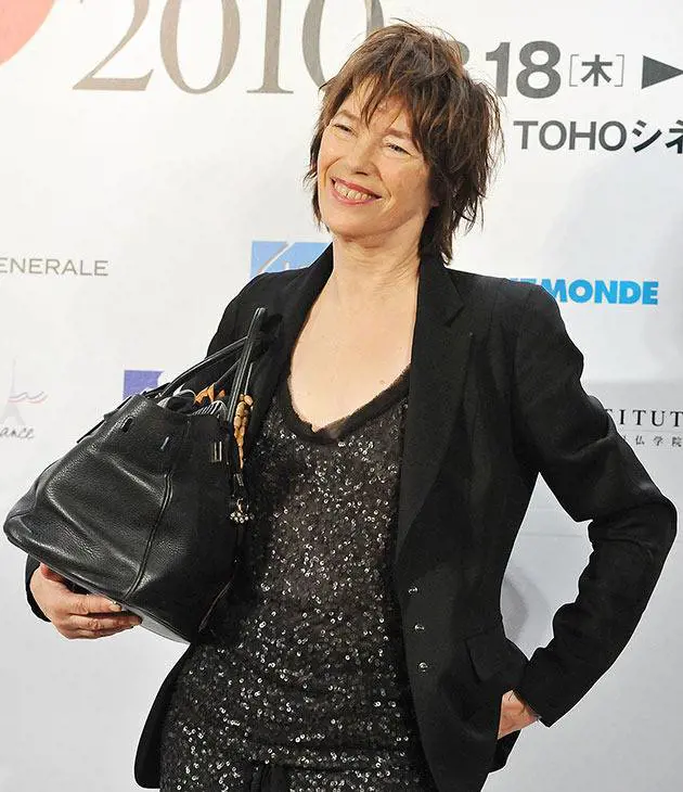 Borse in pelle di coccodrillo, Hermès cede agli animalisti: "Li uccideremo umanamente"