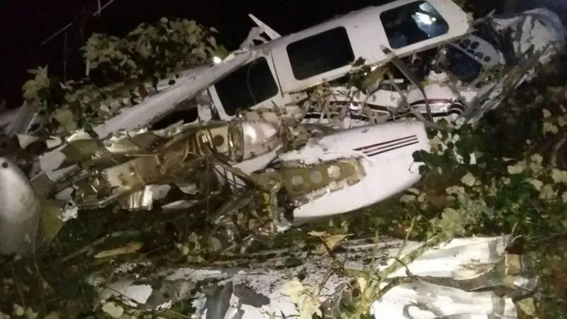 Paura per Tom Cruise: aereo si schianta durante le riprese