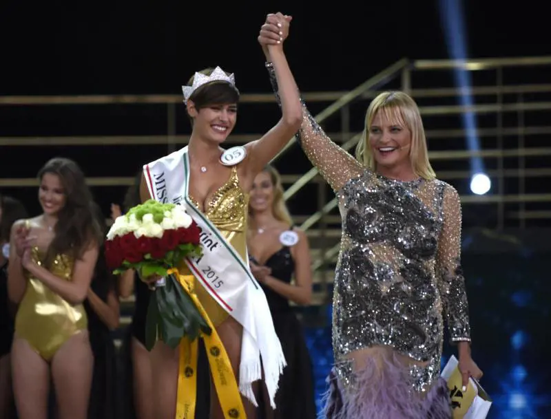 Alice Sabatini nuova Miss Italia Prima reginetta dai capelli corti