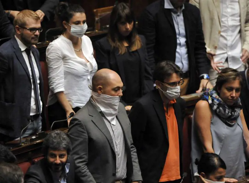 Riforma intercettazioni, sì della Camera: bagarre in Aula