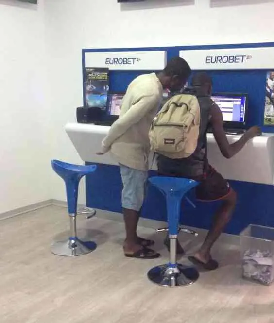 Profughi, la proposta dell'Onu: "Una tassa europea sulle transazioni per aiutare i migranti"