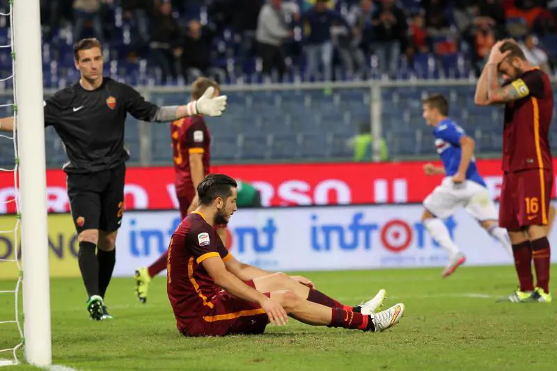 Manolas fa harakiri E la Sampdoria ride