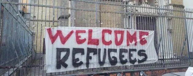 Caos all'Università di Napoli. Corsi gratis ai migranti, test falsati agli studenti