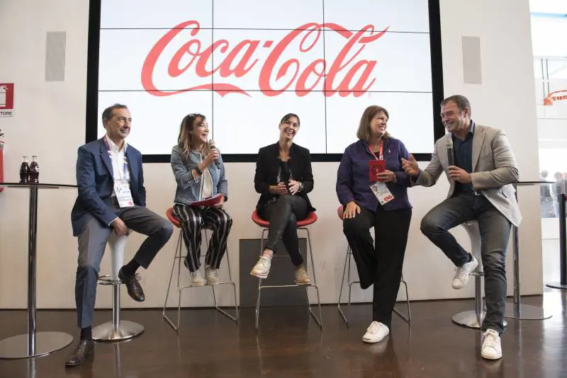 Flavia Pennetta all'Expo: "Mi sembra Disneyland"