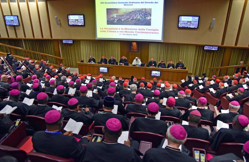 Papa Francesco apre il Sinodo sulla famiglia 12