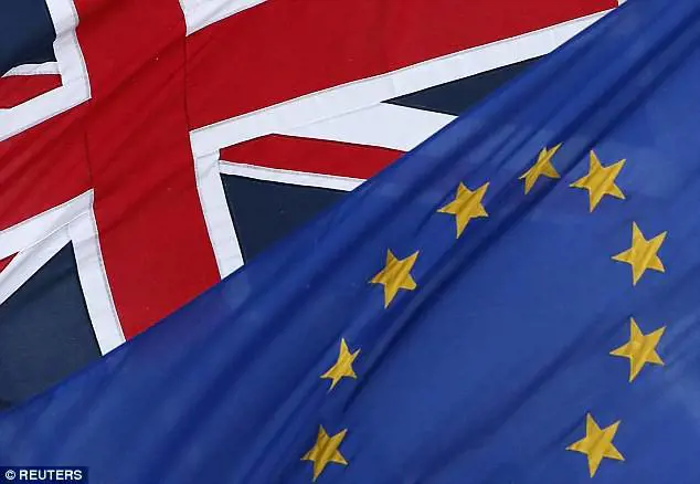 Gb, laburisti, conservatori e Ukip uniti per uscire dall'Ue