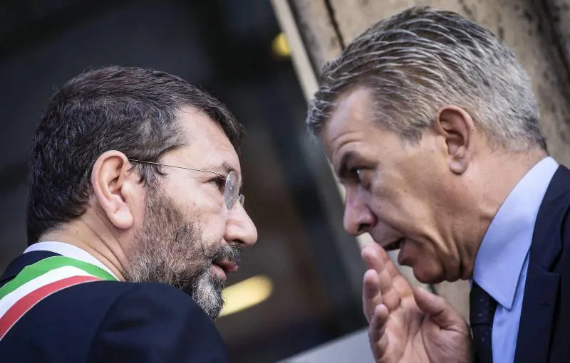 Sel vuole tenere in vita Marino: "Noi disposti a una verifica"