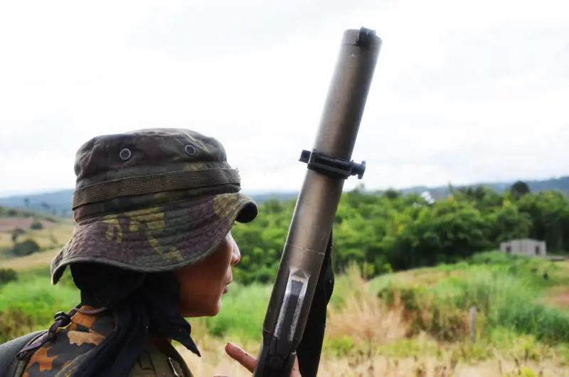 Myanmar, tra i ribelli che combattono coi Karen