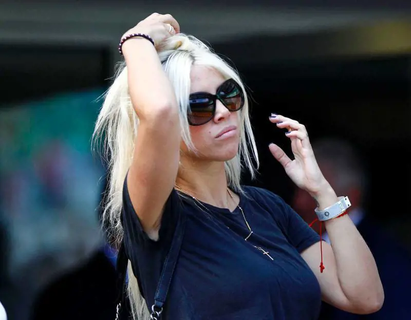 Wanda Nara, lusso a San Siro: in Rolls Royce per Inter-Juventus