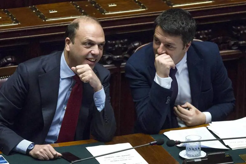 Il Pd allunga la vita ad Alfano: cancellata la sfiducia al Senato