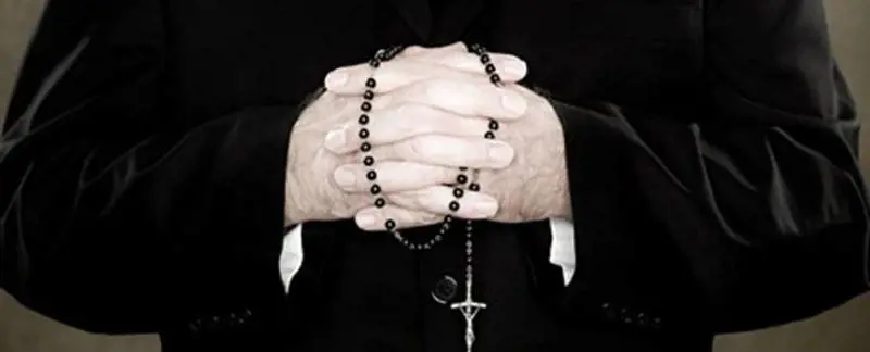 Prete che confessa i gay: "Chiesa si apra a nuove sfide"