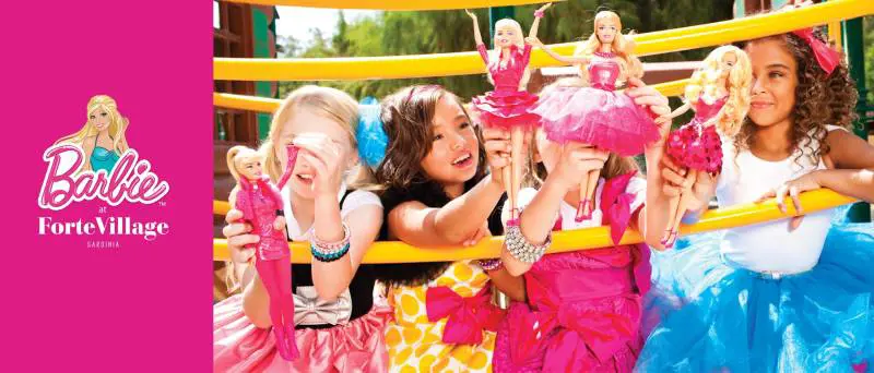 Barbie "gioca" le femministe l'emancipazione è bambola