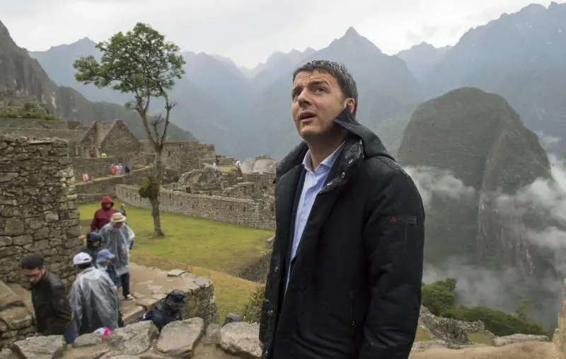 Il premier turista per caso E sarebbe una visita di Stato?