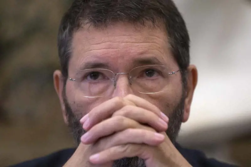 Caos Marino: scuole senza prof, studenti tra i banchi fino a agosto