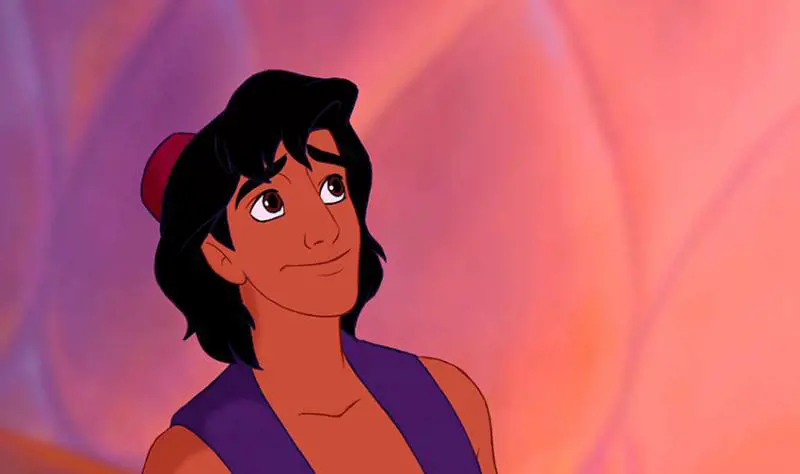 Lo scherzo di Halloween: Aladdin a New York sfreccia sul tappeto volante