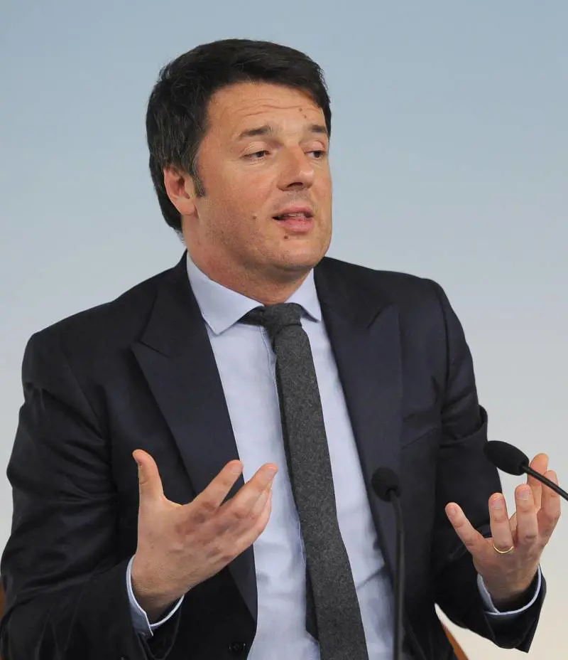 La solitudine di Renzi finito sotto assedio. "Ma il testo non si tocca"