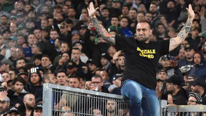 Droga, Genny 'a carogna sfugge all'arresto