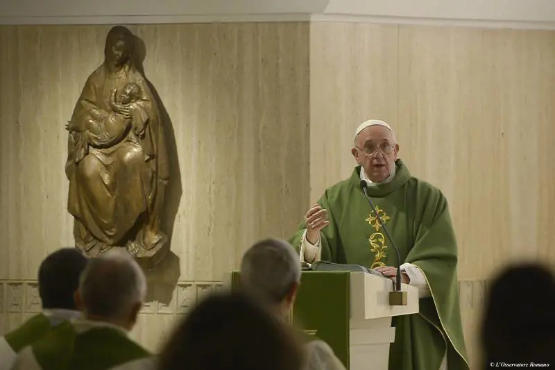 "Anche nella Chiesa ci sono uomini attaccati ai soldi"