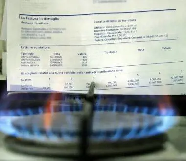 "La mia odissea per disdire il contratto della luce"