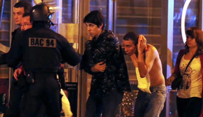 Cronologia di una strage. Il massacro di Parigi minuto per minuto