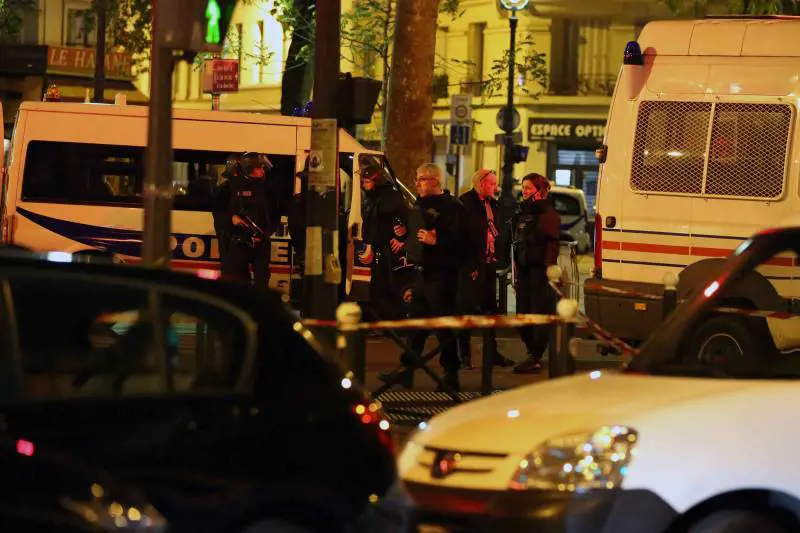 Viveva accanto al Bataclan, muore in casa per un proiettile vagante