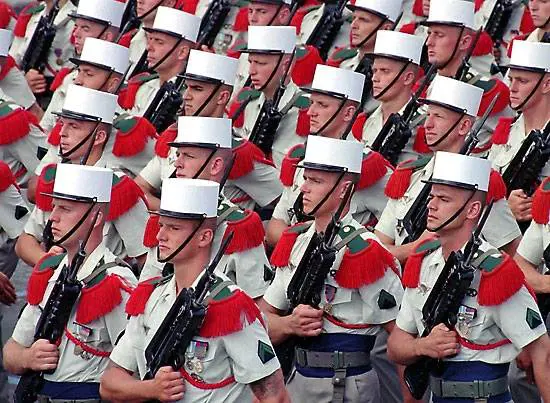 Contro l'Isis in campo pure la Legione Straniera