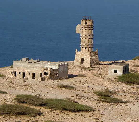 "Il faro di Mussolini" brilla ancora
