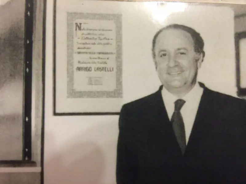 Una via dedicata ad Arrigo Castelli, l'inventore del magnetofono
