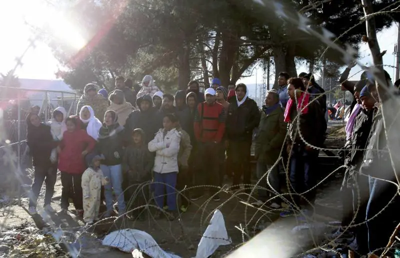 Ecco come si compra un passaporto falso