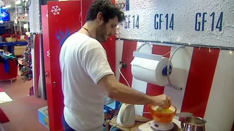 GF14, Simone Nicastri contro tutti e le previsioni del pubblico