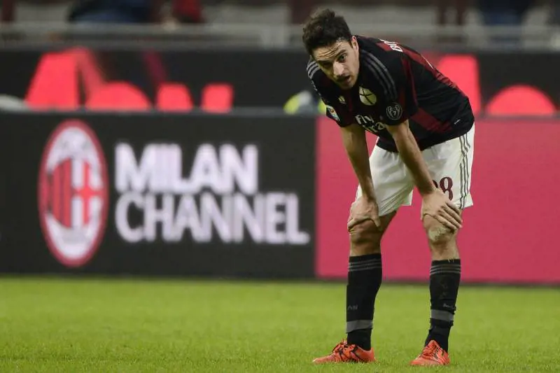 Tristezza Milan, i fischi spengono le candeline