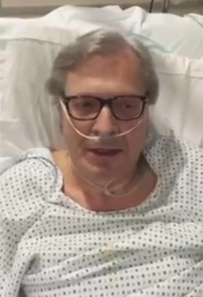 Lingua lunga, pelle dura Sgarbi operato al cuore. E ora non fare la "capra": torna presto ad arrabbiarti
