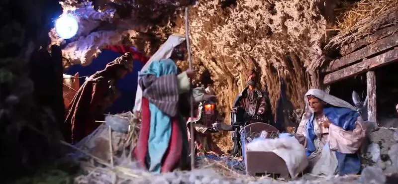 Un altro attacco al Natale: Gesù "rapito" e "impiccato"