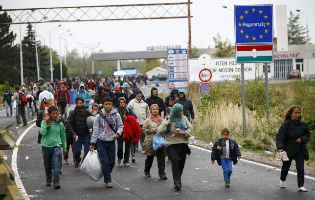 Immigrazione, giro di vite dell'Austria: "Respingiamo in Slovenia chi mente sulla nazionalità"