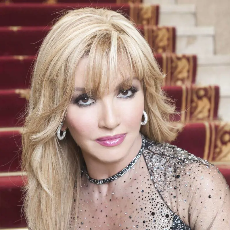 Il dolore privato di Milly Carlucci: "Così se n'è andata mia mamma"