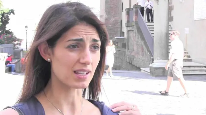 La Raggi finisce in Mafia Capitale. Ma Gabrielli: "È solo un refuso"