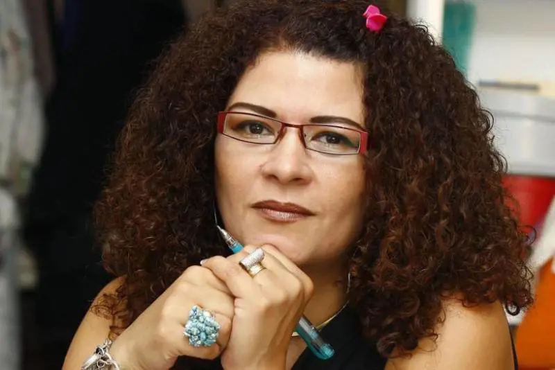 "Oltraggio all'islam". Così l'Egitto condanna una poetessa al carcere