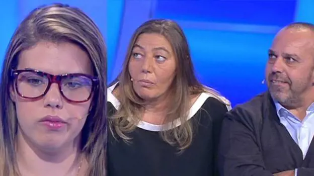 La storia di April a "C'è posta per te"