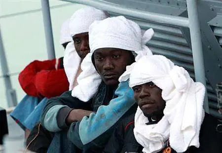 L'Austria prenderà solo 80 profughi al giorno: gli altri arriveranno tutti in Italia?