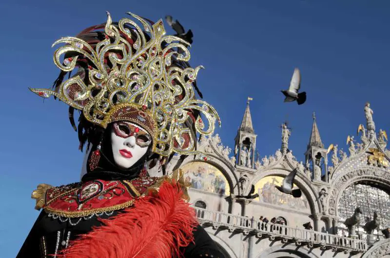 Carnevale, tempo di riciclo creativo