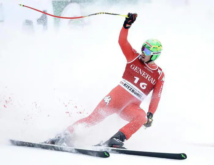 È un'Italia che va veloce Paris terzo in SuperG, «nonna» Moelgg record