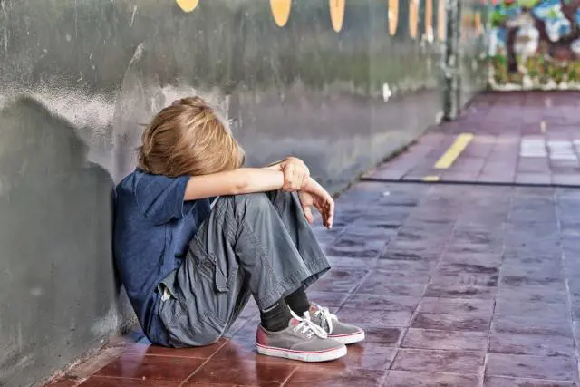 "Banda" di bimbi si organizza per rubare i giocattoli regalati ai coetanei poveri