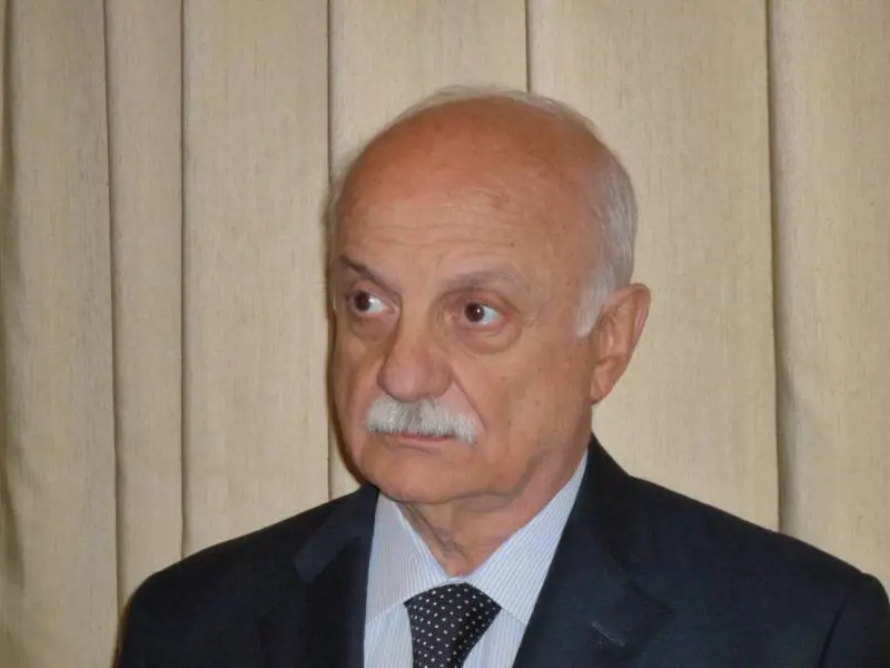 L'ex 007 svela il segreto: "Così reclutiamo le spie"